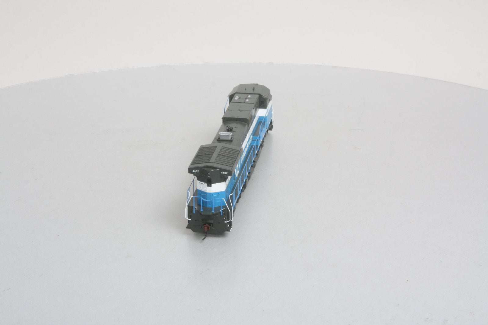 Athearn 77947 HO Great Northern C44-9W Diesel Locomotive #4407