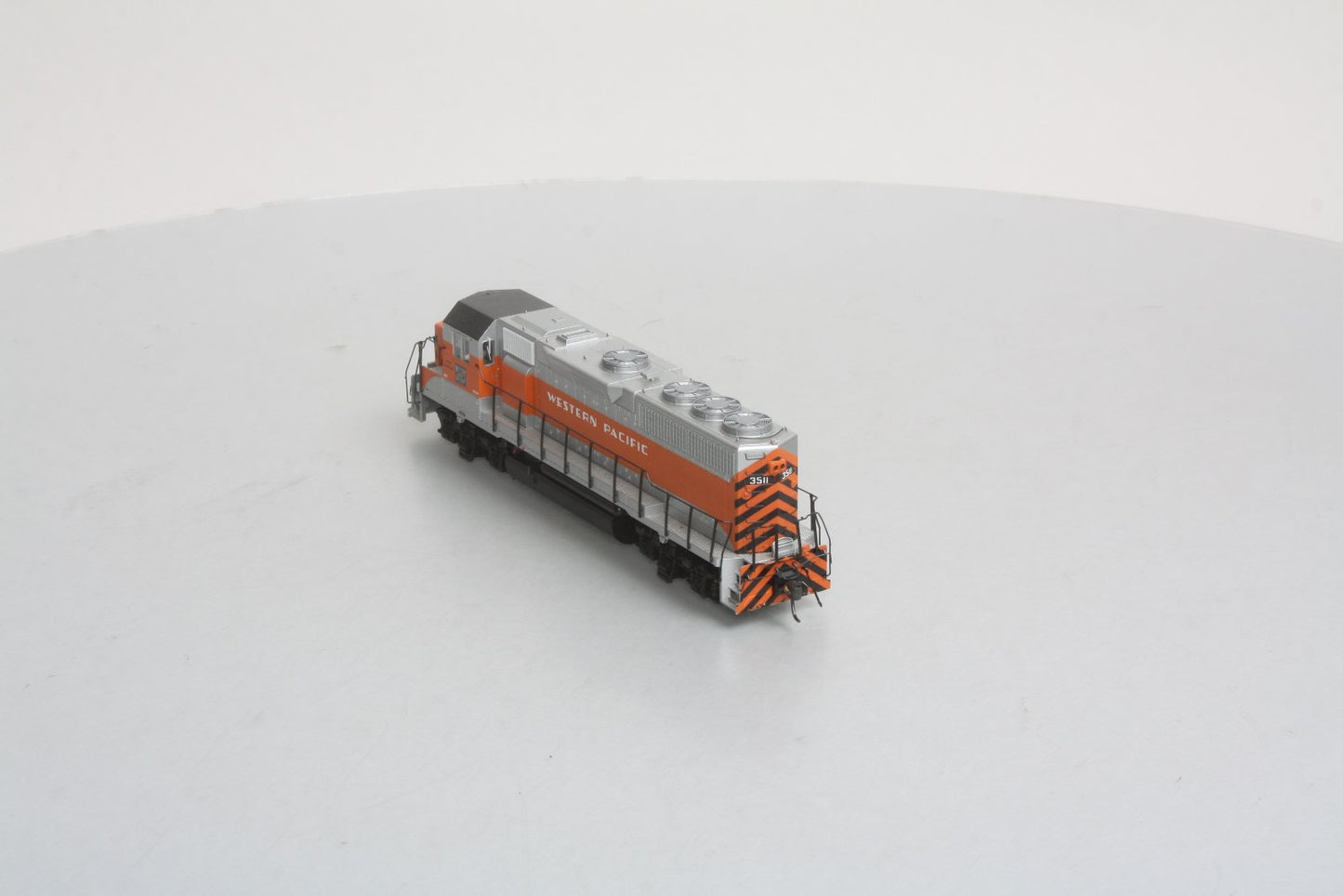 Atlas 8926 HO Western Pacific GP40 Diesel Locomotive #3511