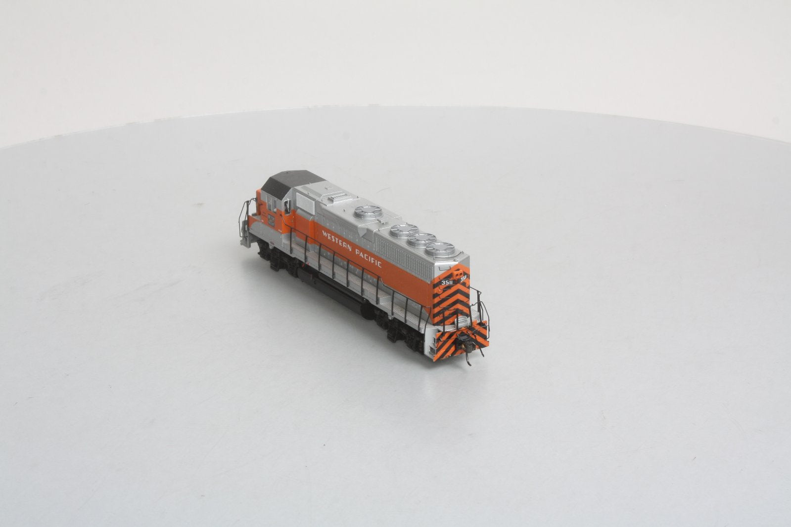 Atlas 8926 HO Western Pacific GP40 Diesel Locomotive #3511