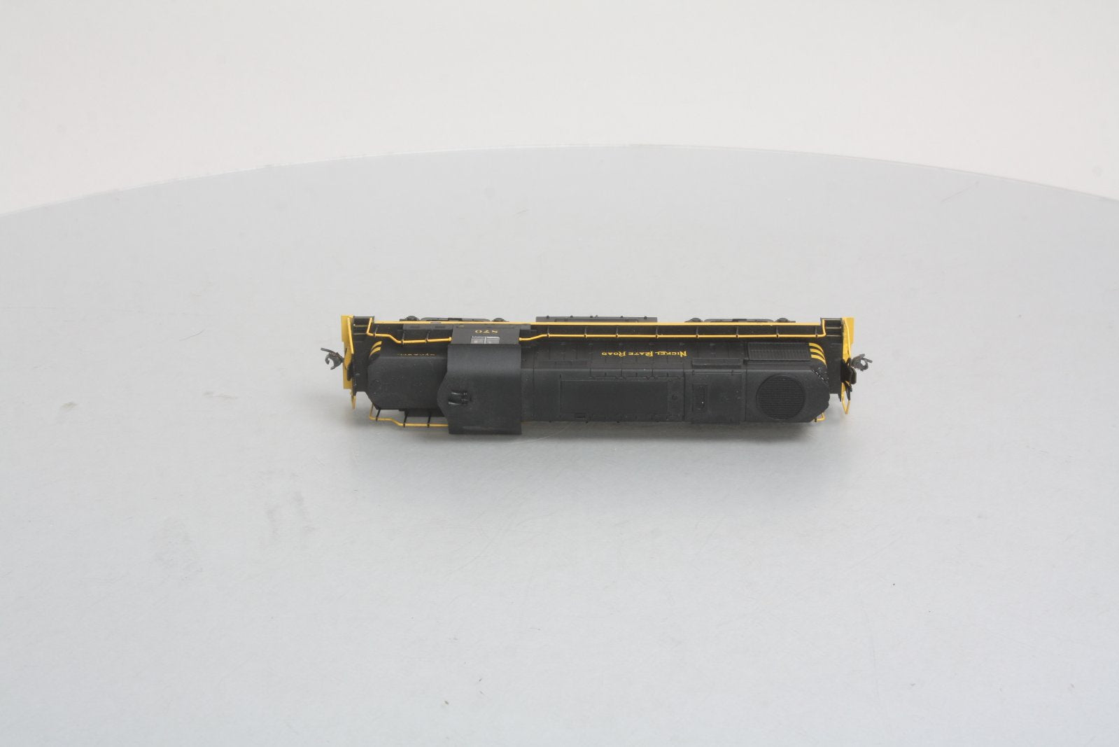 Atlas 10000950 Nickel Plate Road Trainman RS-36 Diesel Locomotive