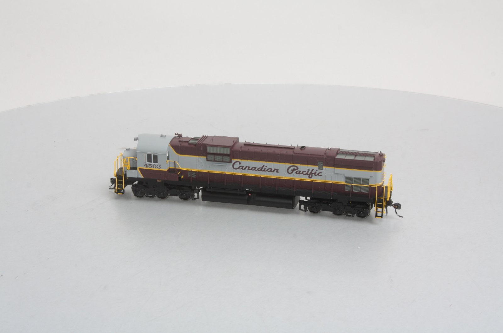 Bowser 23719 HO Scale Canadian Pacific MLW C630M Diesel Locomotive
