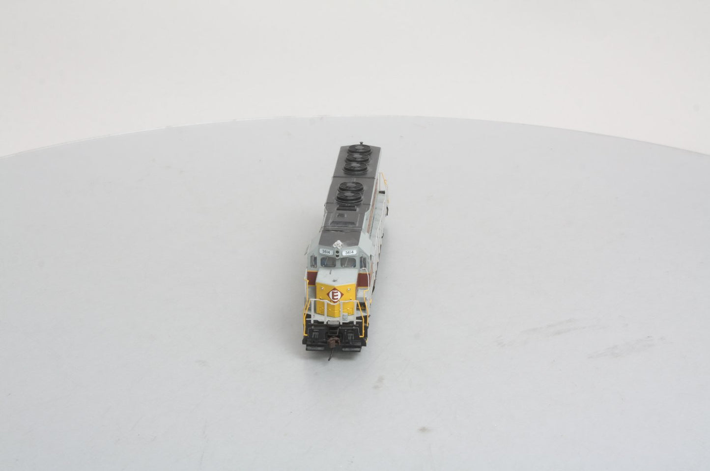 Bachmann 82712 HO Scale Erie Lackawanna SD-45 Diesel Locomotive #3614 w/ DCC