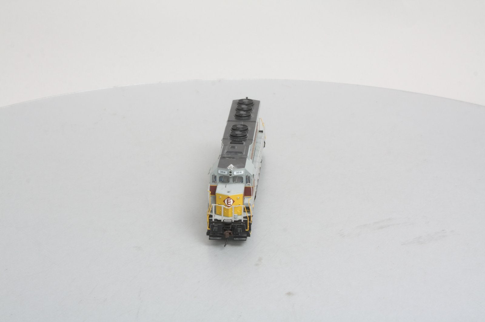 Bachmann 82712 HO Scale Erie Lackawanna SD-45 Diesel Locomotive #3614 w/ DCC