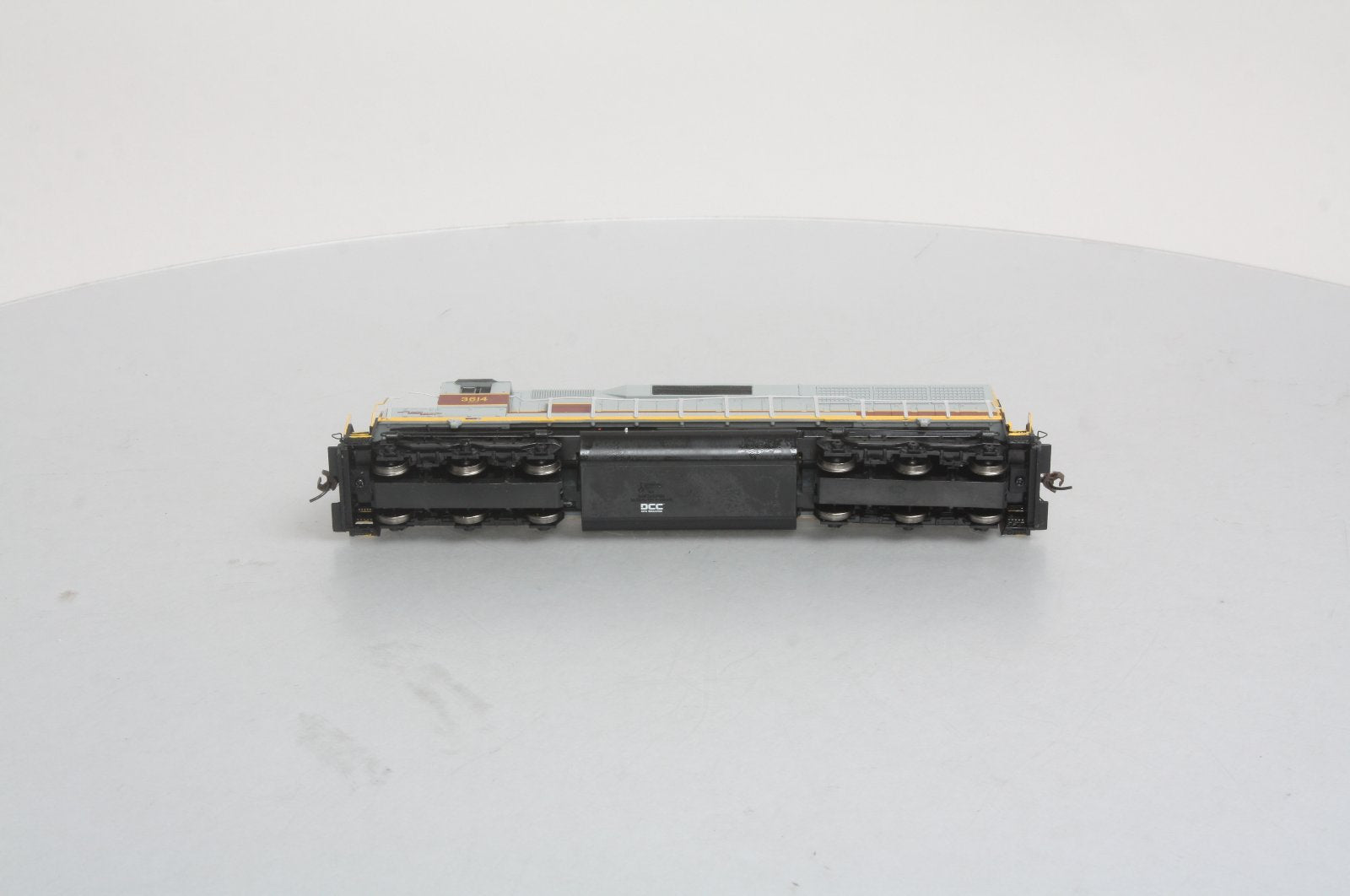 Bachmann 82712 HO Scale Erie Lackawanna SD-45 Diesel Locomotive #3614 w/ DCC