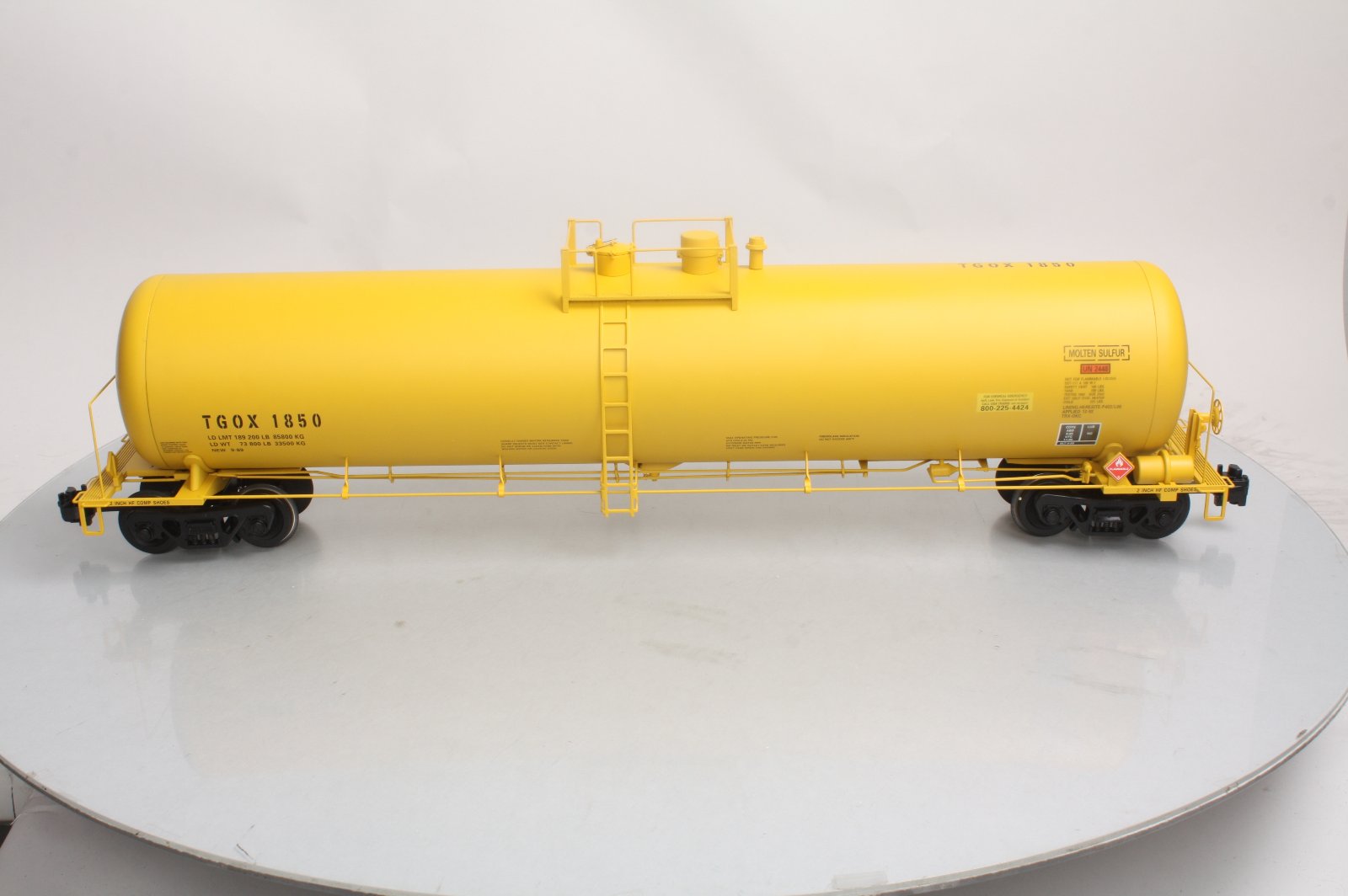 USA Trains R15169 G U.S. Rail Leasing Modern Tank Car w/Extruded Aluminum #1845