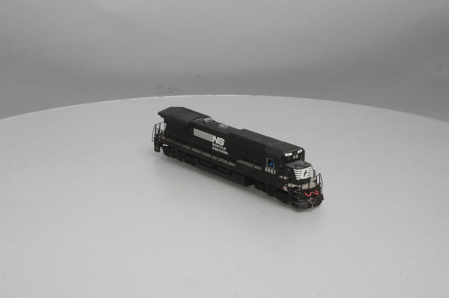 Bachmann 85005 HO Norfolk Southern Dash 8-40C Diesel Locomotive #8667