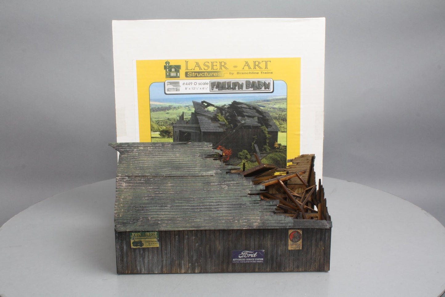 Branchline Trains 449 O Fallen Barn Laser-Art Kit