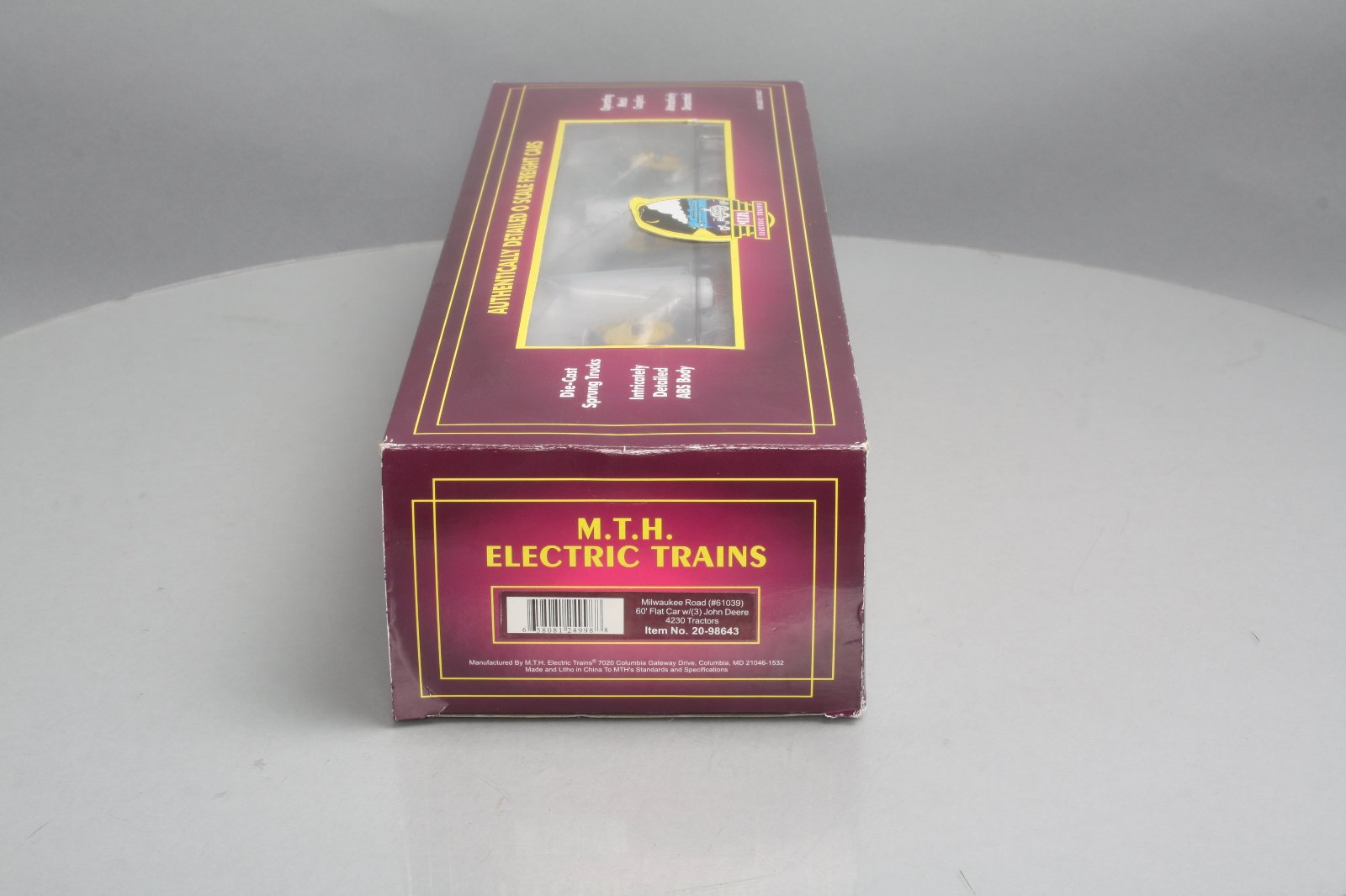 MTH 20-98643 O Milwaukee Road 60' Flat Car w/ 3 John Deere 4230 Tractors #61039