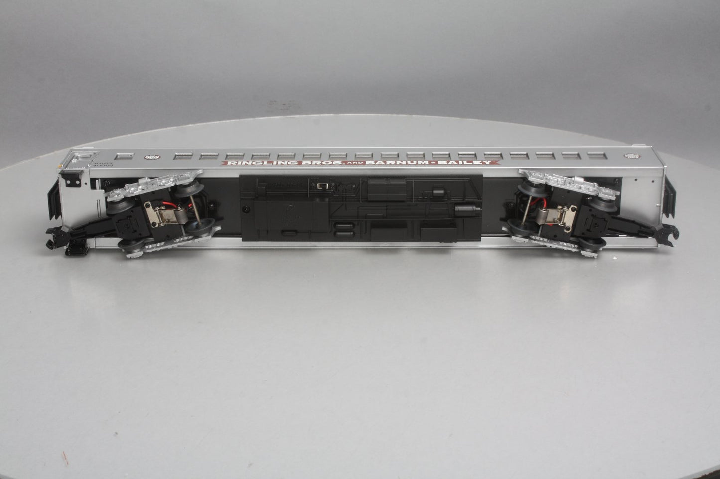 Lionel 6-22633 O-27 Ringling Brothers 18" Aluminum Coach #40003
