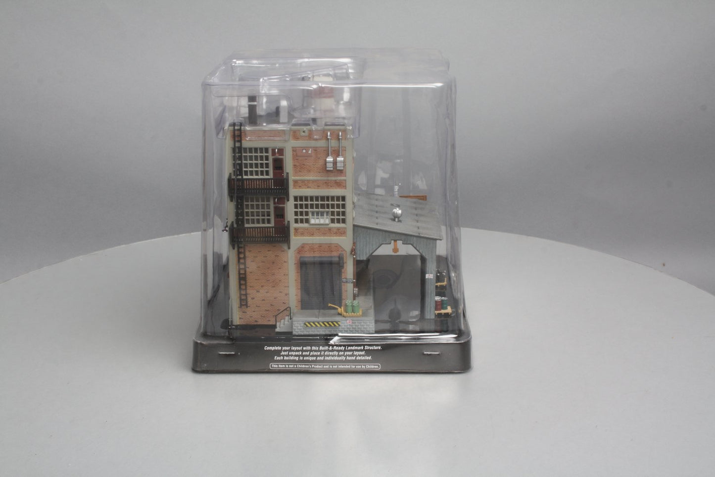 Woodland Scenics BR5037 HO Built-&-Ready Meg A. Watts Transformers Building