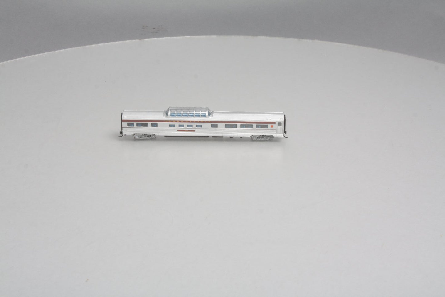 Con-Cor 41353 N Pennsylvania RR Budd 85' Corrugated-Side Mid-Train Dome Car
