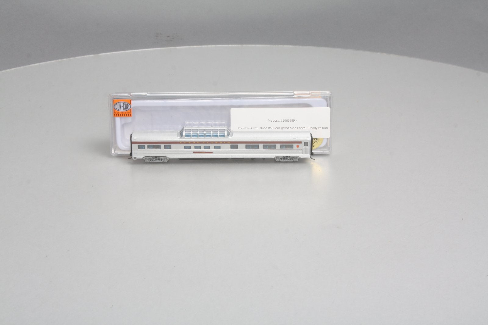 Con-Cor 41353 N Pennsylvania RR Budd 85' Corrugated-Side Mid-Train Dome Car