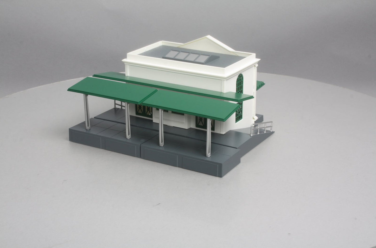 Bachmann 45318 O Plasticville Built-Up Union Station Building