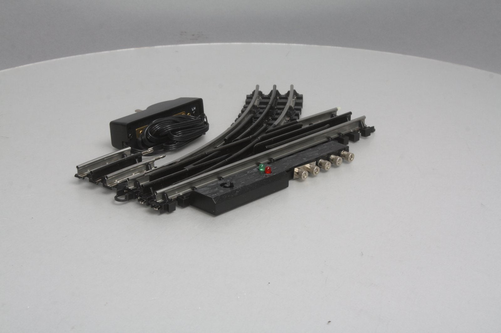 O-Line 605 O O31 SnapTrack Left Hand Switch Turnout