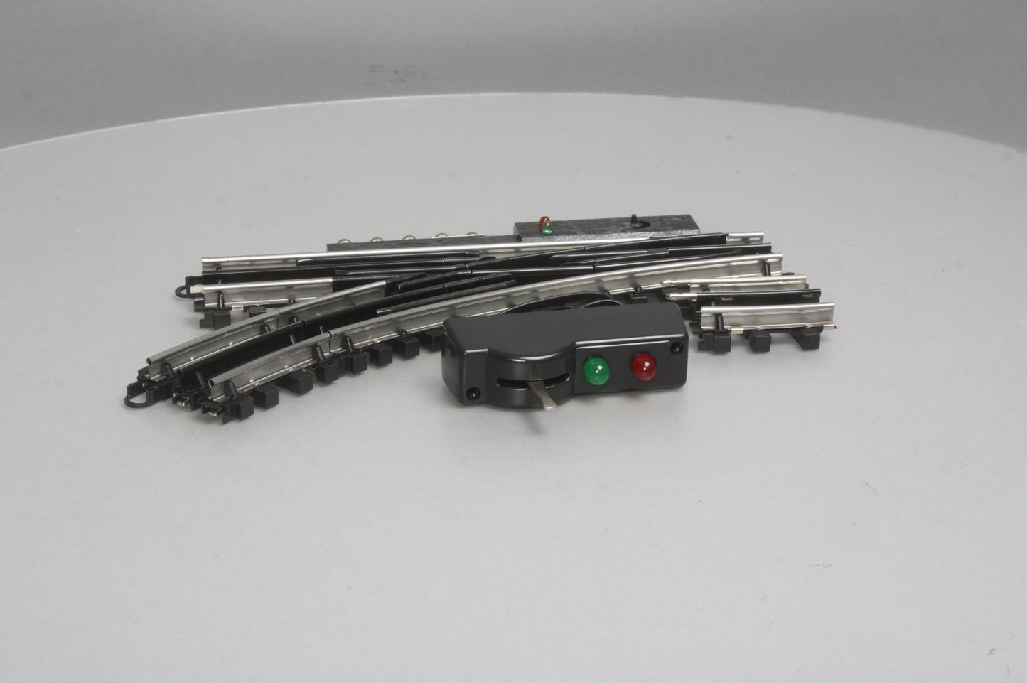 O-Line 605 O O31 SnapTrack Left Hand Switch Turnout