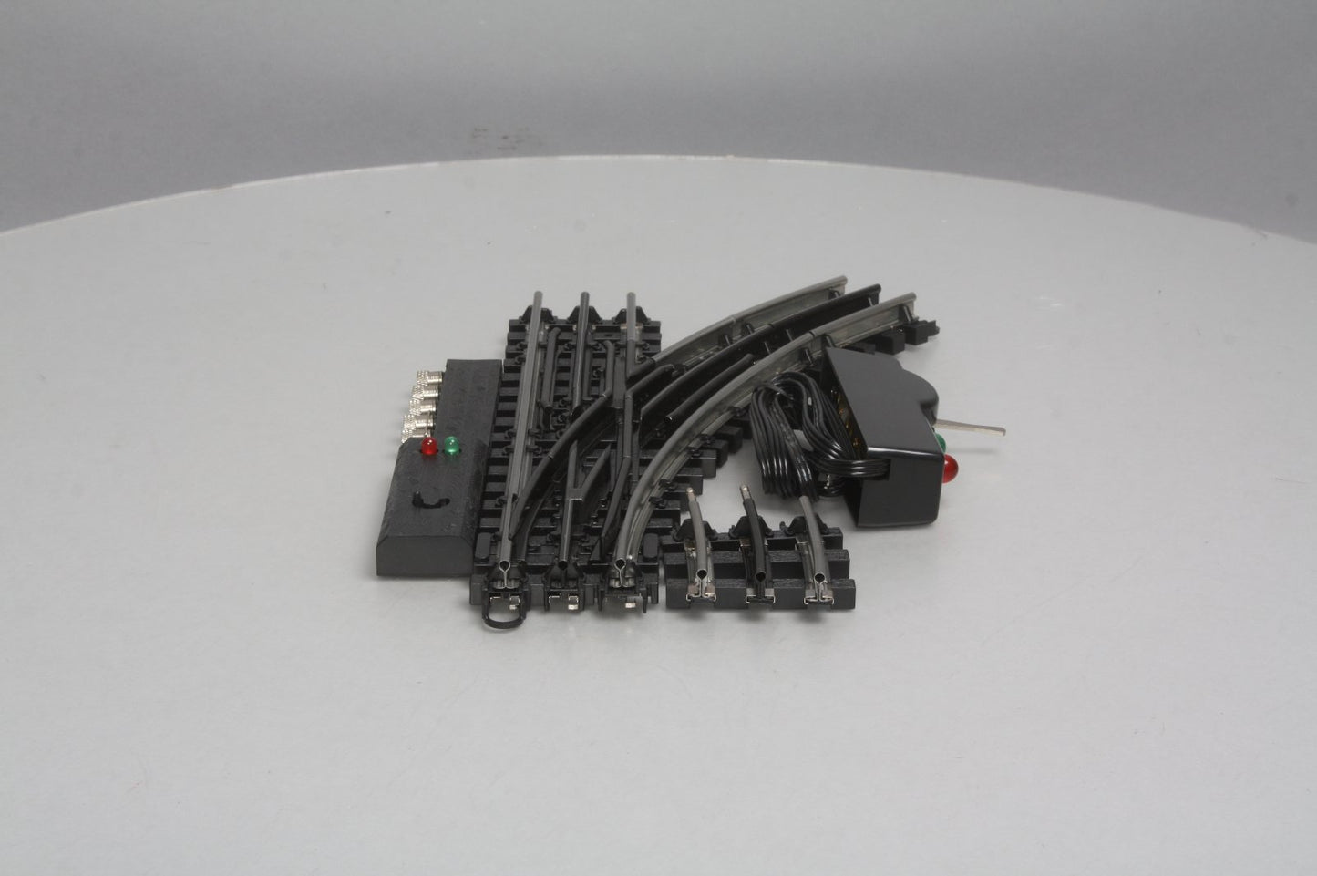 O-Line 604 O O31 SnapTrack Right Hand Remote Switch Turnout