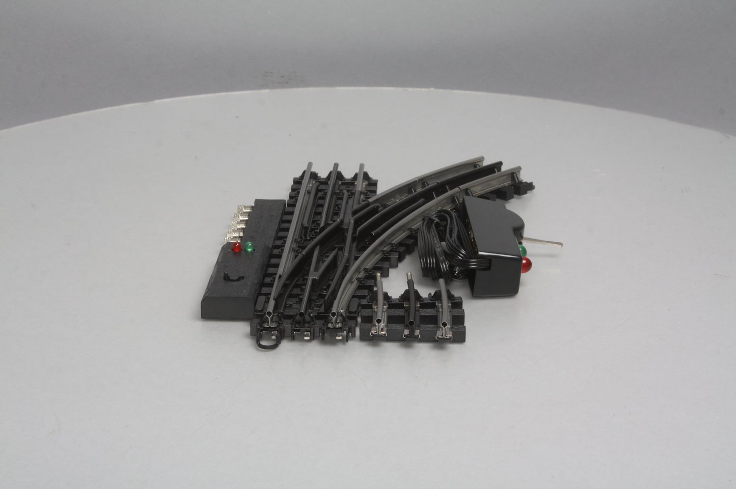 O-Line 604 O O31 SnapTrack Right Hand Remote Switch Turnout