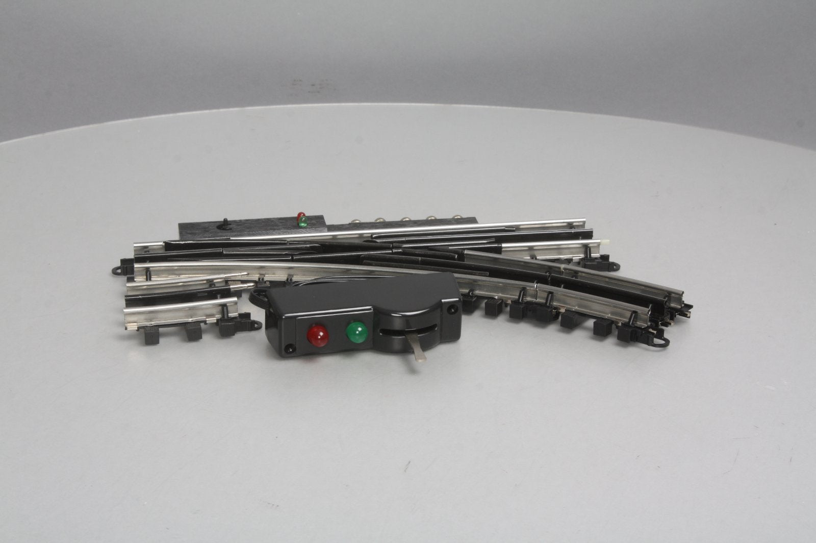 O-Line 604 O O31 SnapTrack Right Hand Remote Switch Turnout