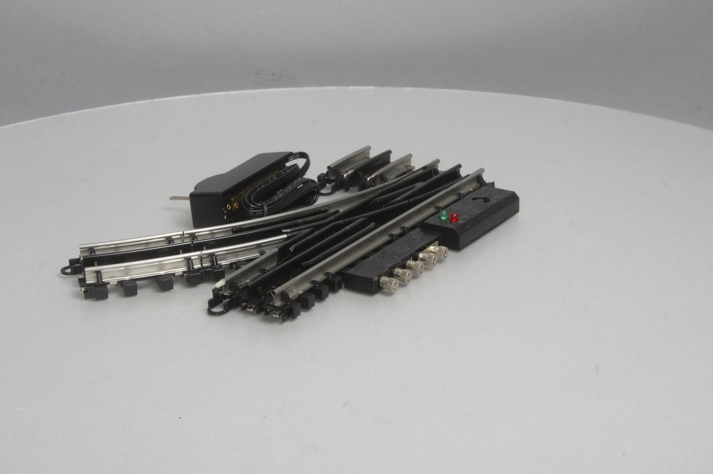 O-Line 604 O O31 SnapTrack Right Hand Remote Switch Turnout