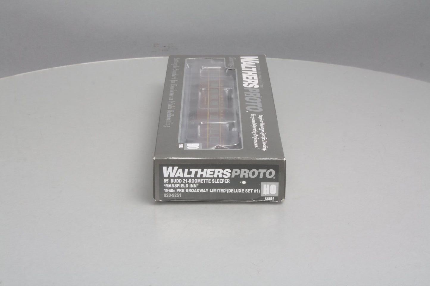Walthers 920-9251 HO PRR Broadway Limited 85' Budd 21-Roomette Sleeper