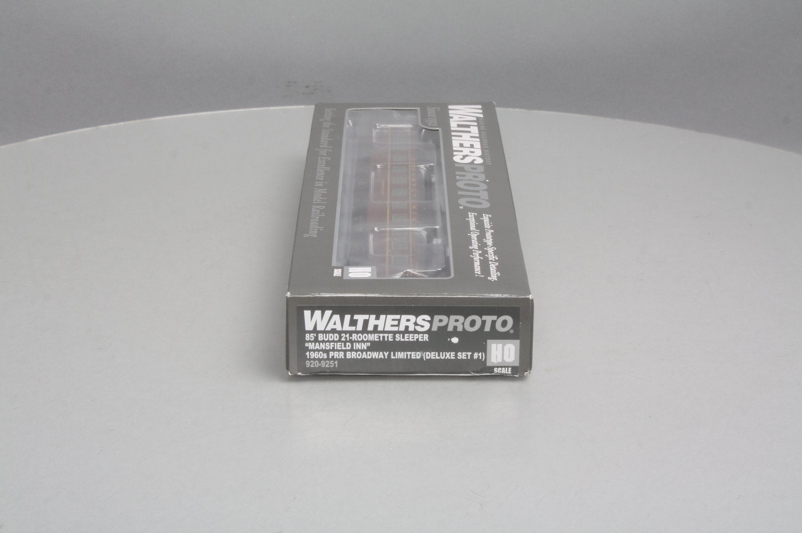 Walthers 920-9251 HO PRR Broadway Limited 85' Budd 21-Roomette Sleeper