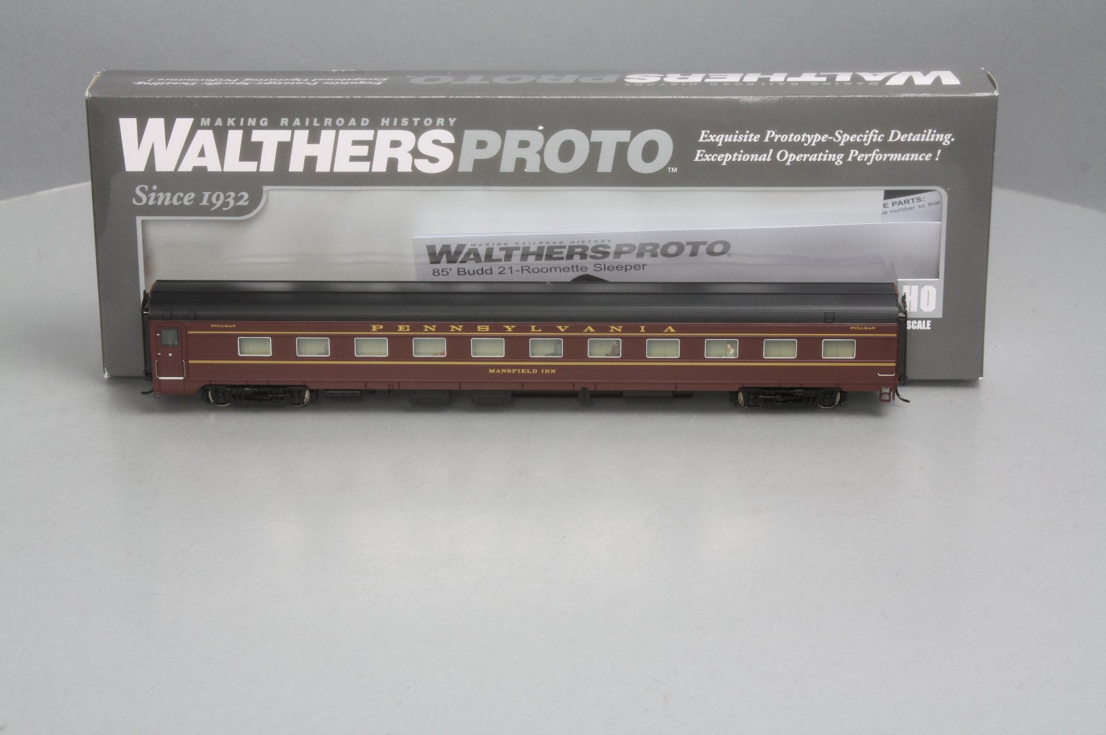 Walthers 920-9251 HO PRR Broadway Limited 85' Budd 21-Roomette Sleeper