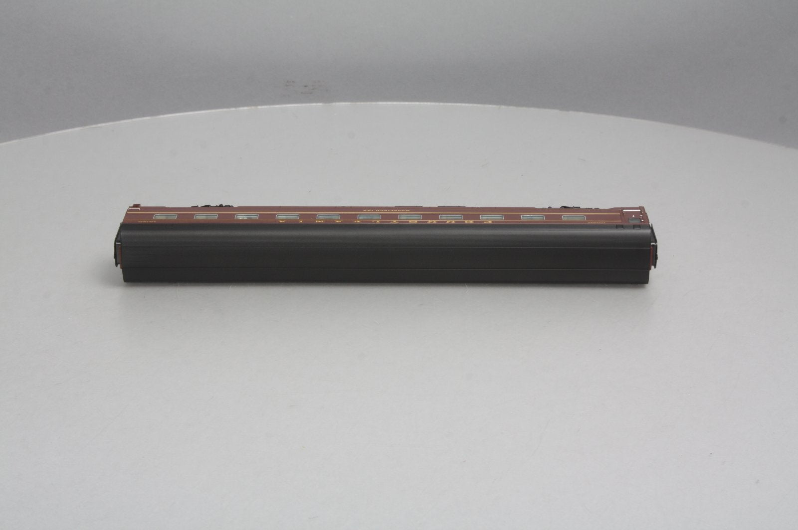Walthers 920-9251 HO PRR Broadway Limited 85' Budd 21-Roomette Sleeper