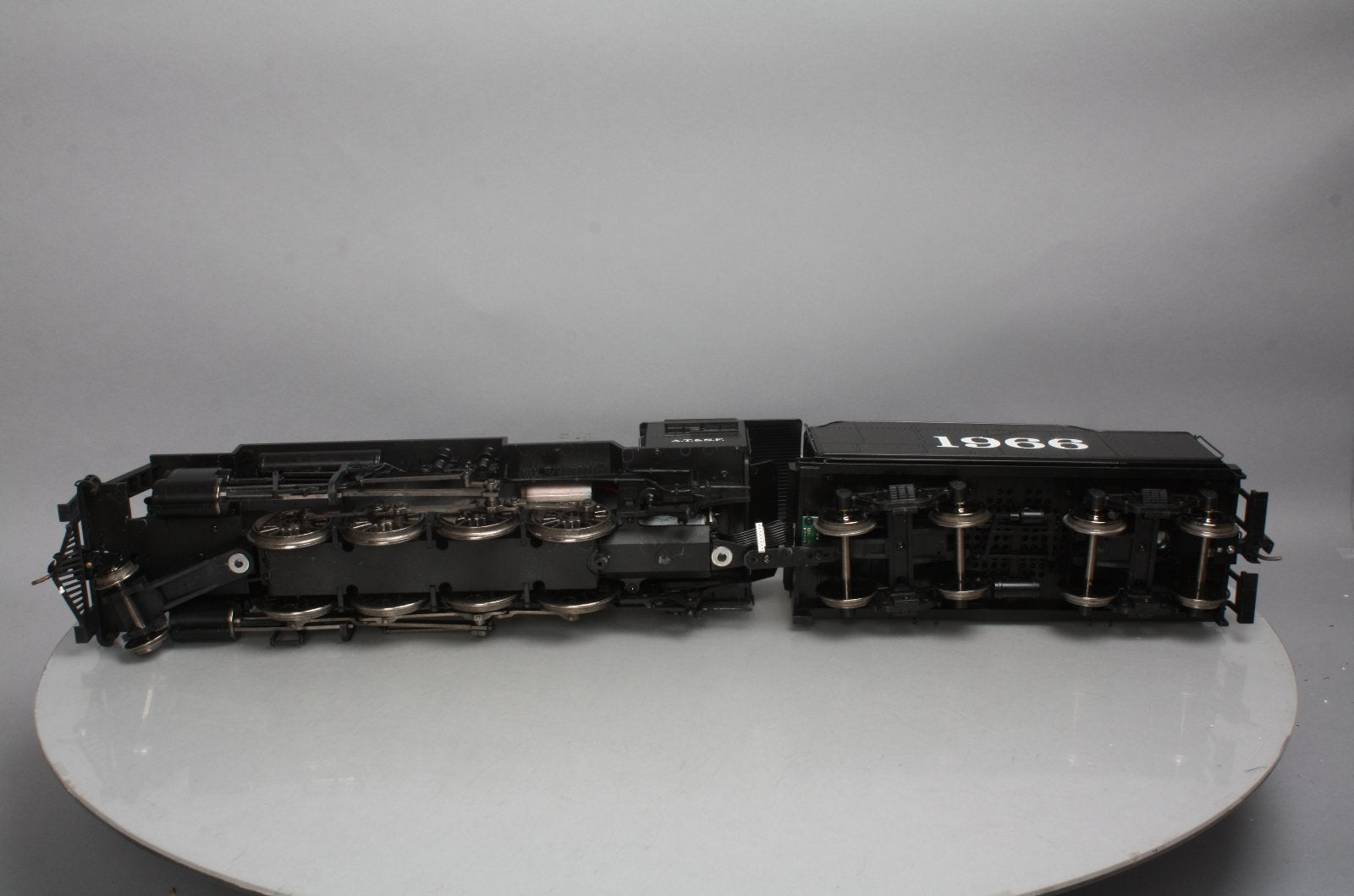 Aristo-Craft 20603 G Atchison Topeka Santa Fe 2-8-0 Consolidation Steam Loco
