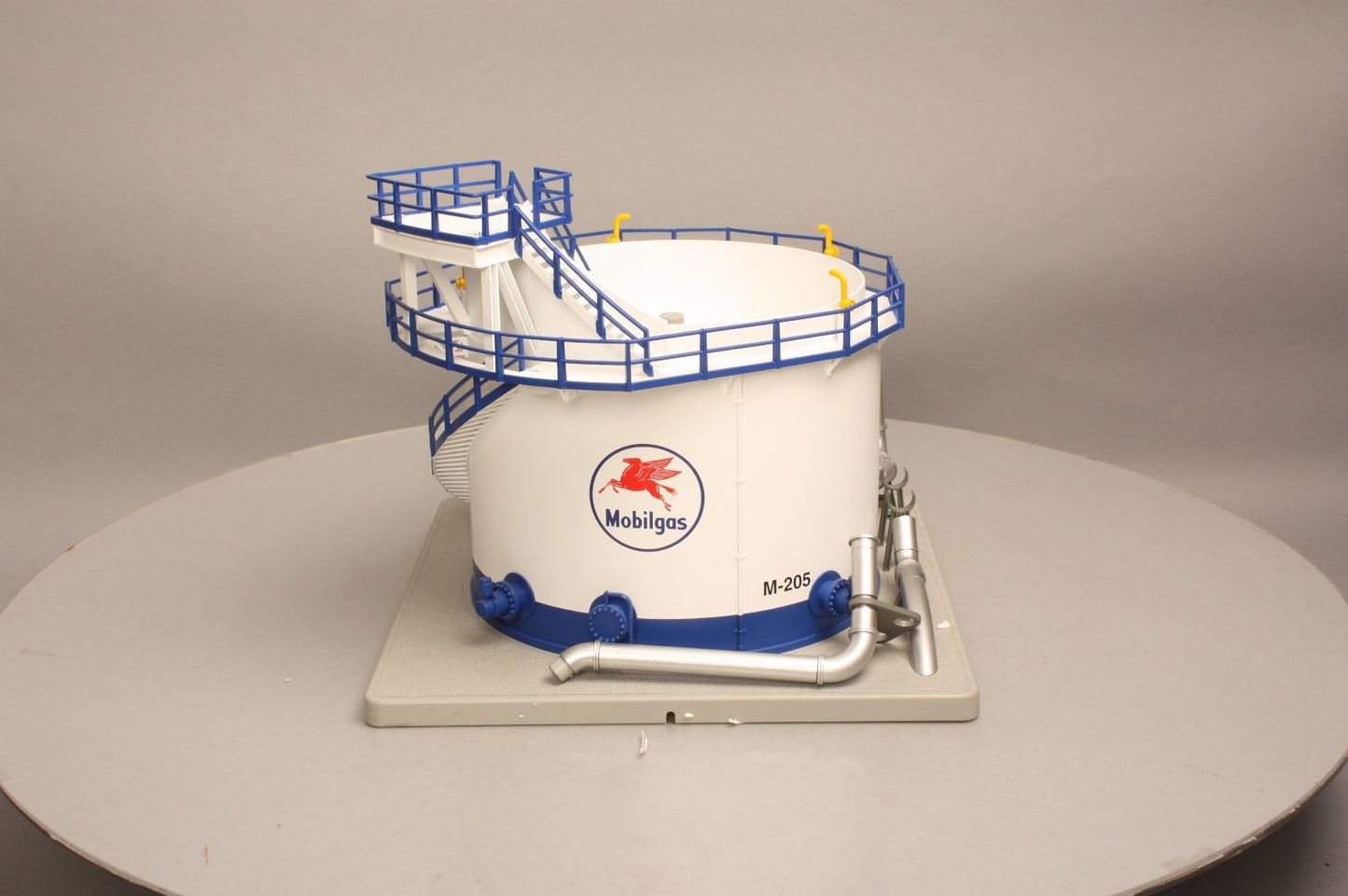 MTH 30-9176 O Mobil Operating Storage Tank