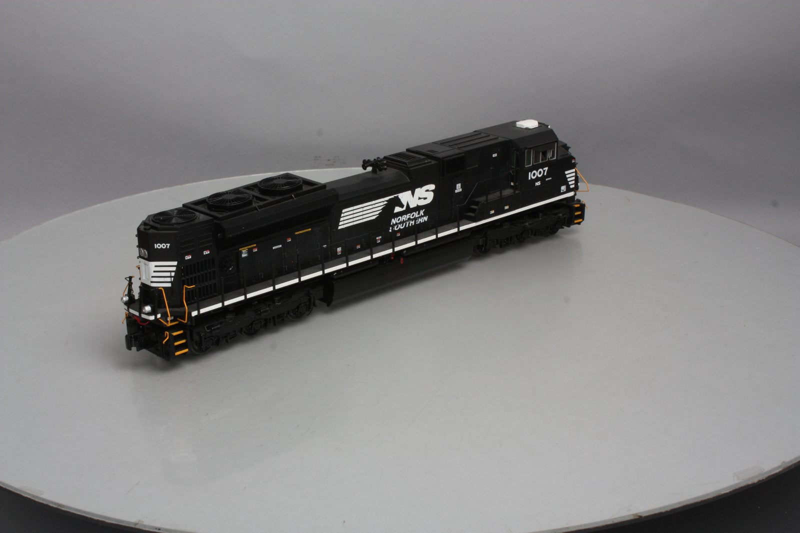MTH 20-20218-1 Norfolk Southern SD70ACE Diesel Engine #1007
