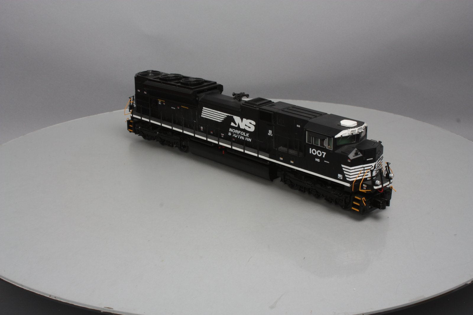 MTH 20-20218-1 Norfolk Southern SD70ACE Diesel Engine #1007