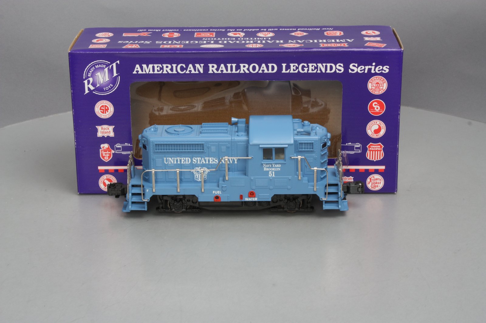 RMT 4321 O US Navy/Brooklyn Powered BEEP Diesel Locomotive #51 – Trainz