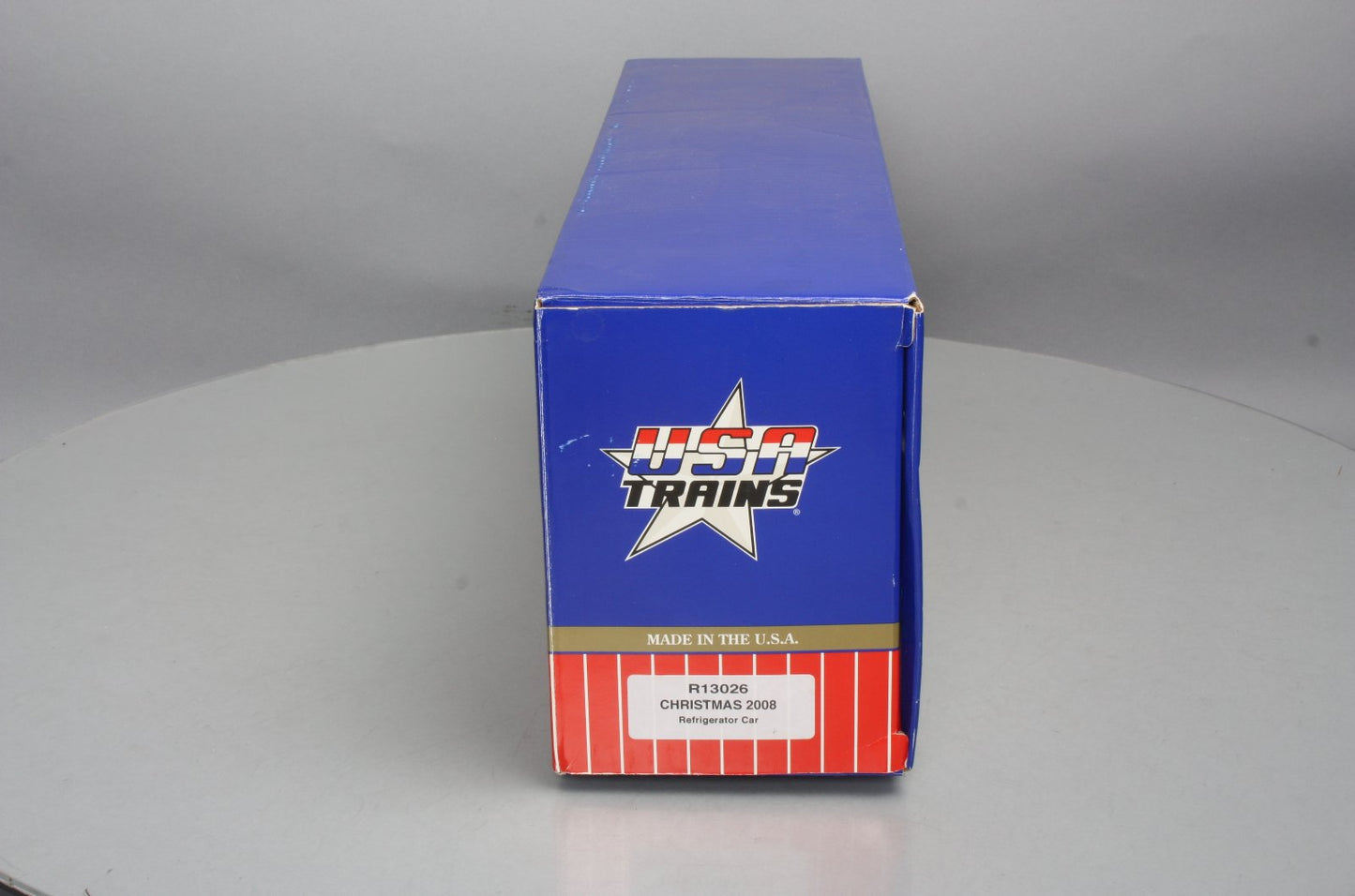 USA Trains 13026 G 2008 Christmas Reefer Car- Plastic Wheels
