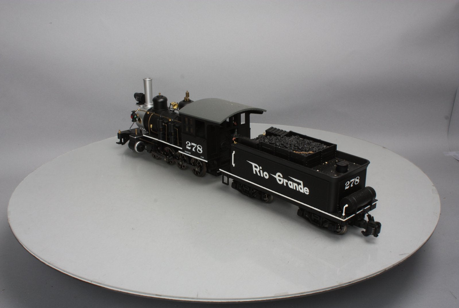 Aristo-Craft 80114 G Denver & Rio Grande C-16 2-8-0 Steam Locomotive & Tender