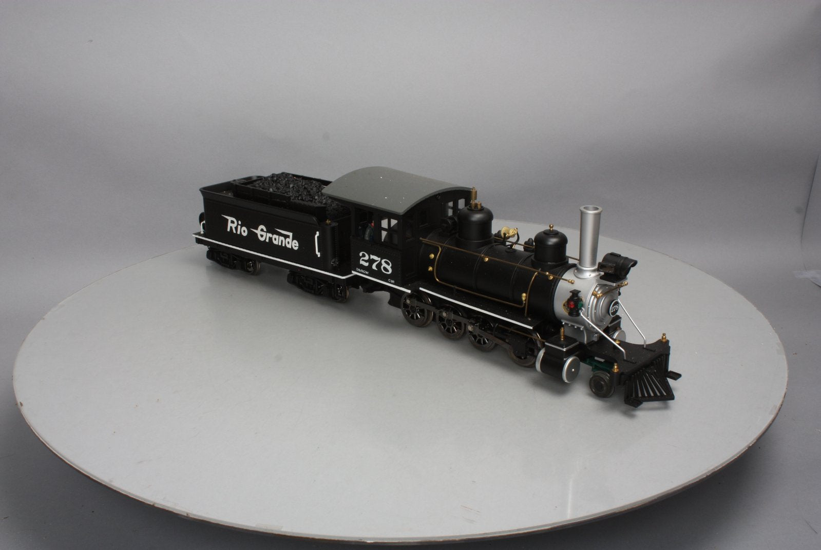 Aristo-Craft 80114 G Denver & Rio Grande C-16 2-8-0 Steam Locomotive & Tender