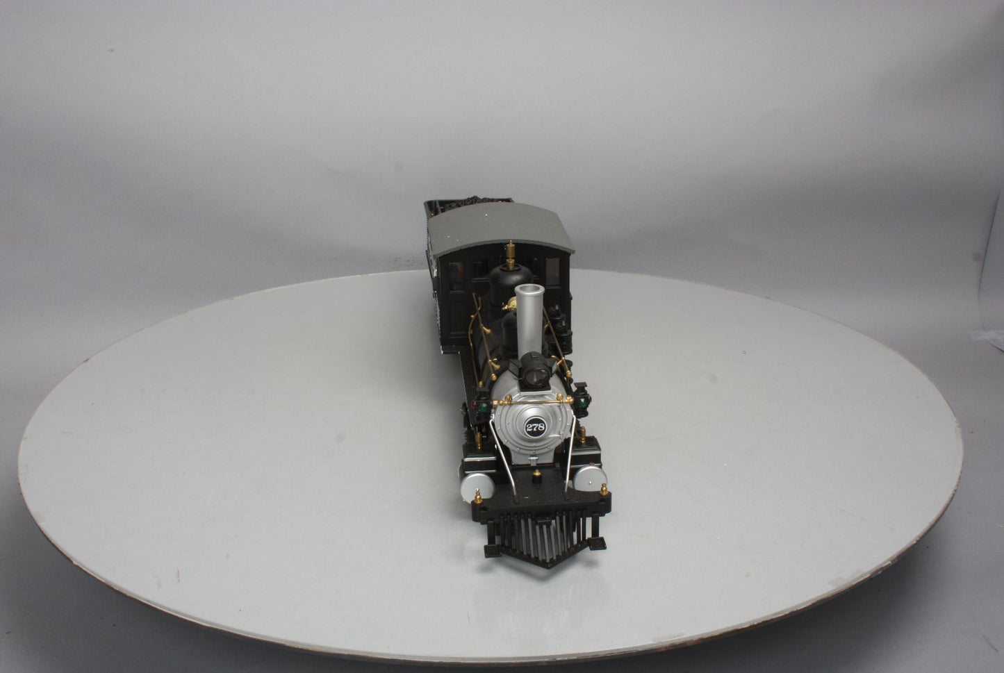 Aristo-Craft 80114 G Denver & Rio Grande C-16 2-8-0 Steam Locomotive & Tender