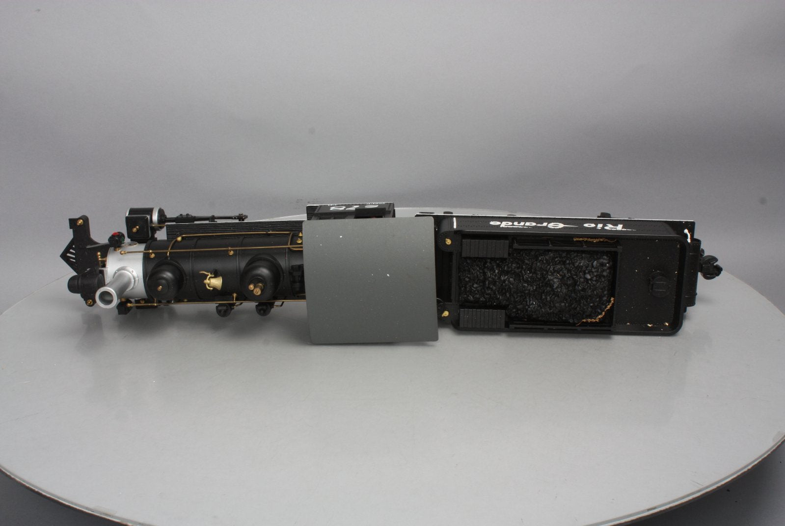 Aristo-Craft 80114 G Denver & Rio Grande C-16 2-8-0 Steam Locomotive & Tender