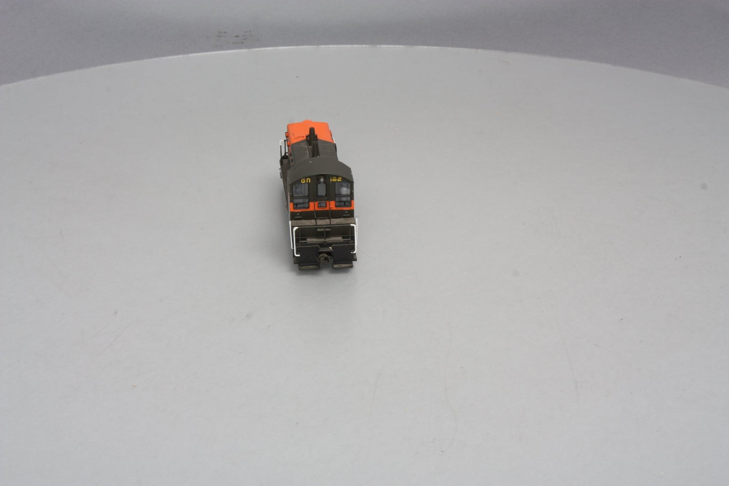 Broadway Limited 2112 HO Great Northern EMD NW2 Paragon2™ #162