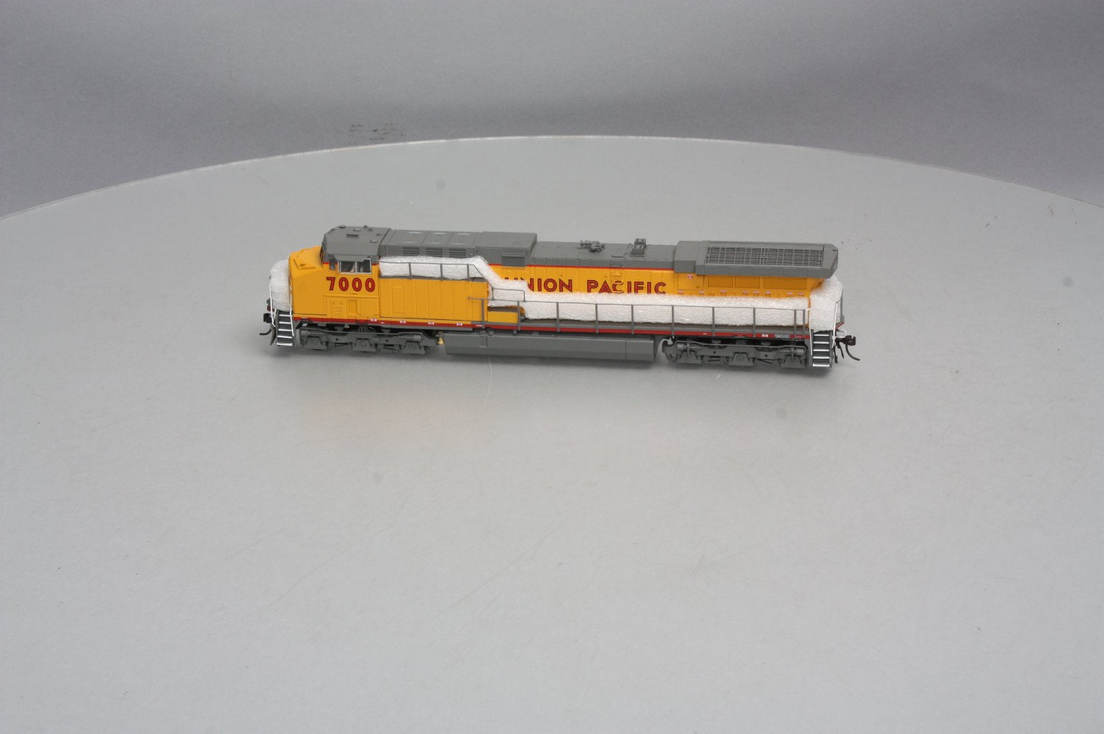 Broadway Limited 685 HO Union Pacific GE AC6000CW Diesel Locomotive #7000 w/DCC