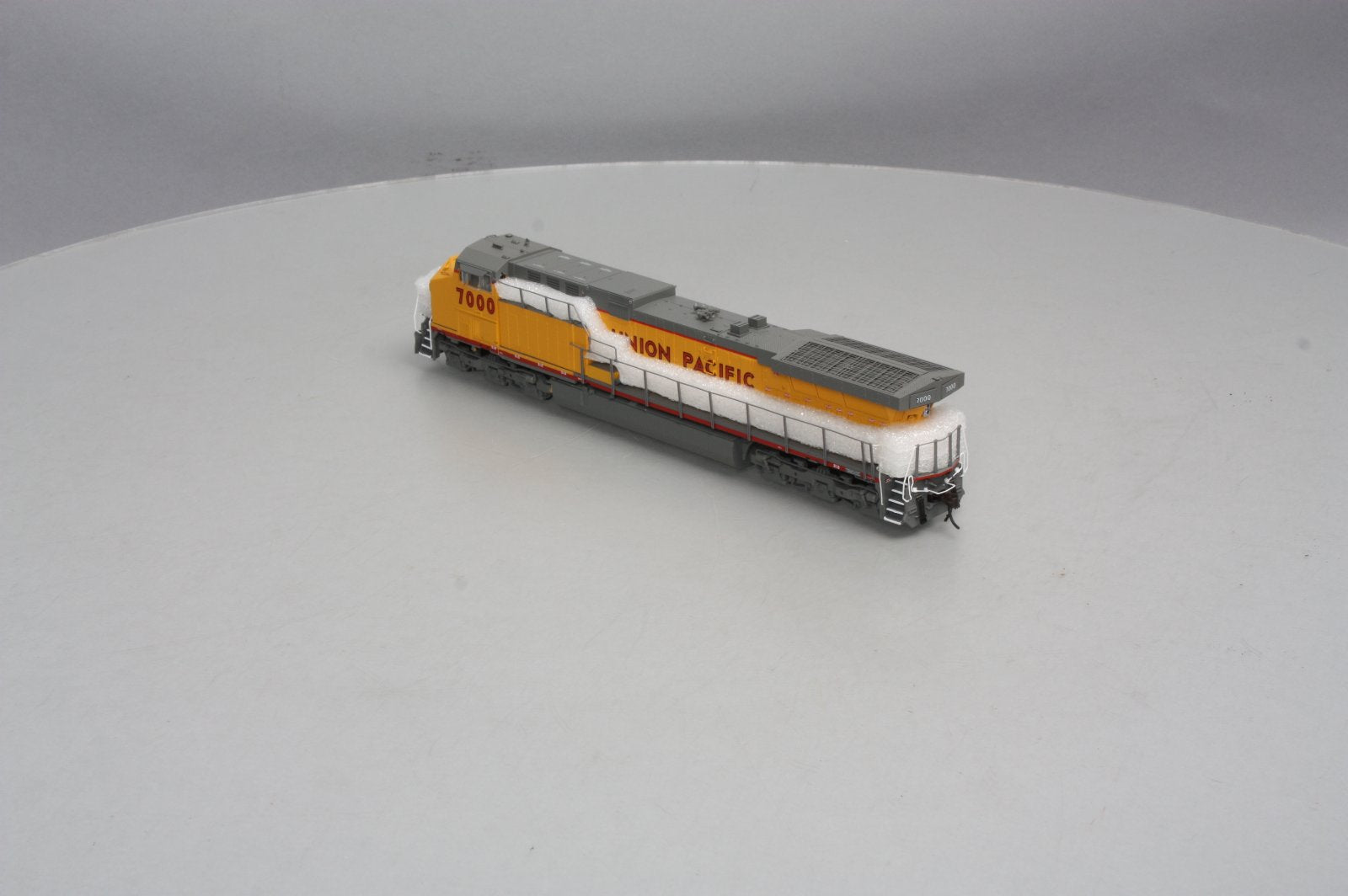 Broadway Limited 685 HO Union Pacific GE AC6000CW Diesel Locomotive #7000 w/DCC