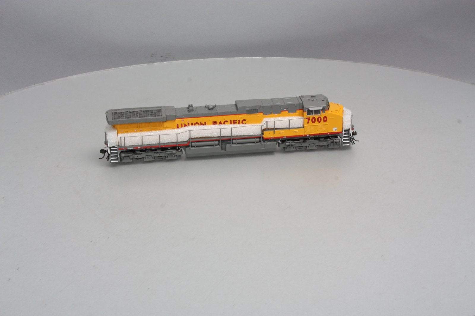 Broadway Limited 685 HO Union Pacific GE AC6000CW Diesel Locomotive #7000 w/DCC
