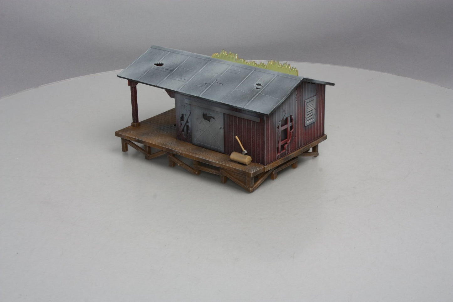 Lionel 6-16846 O Gauge Burning Hobo Depot