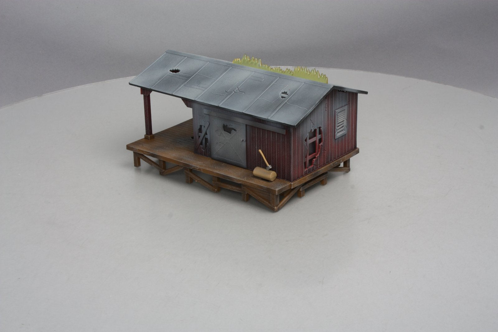 Lionel 6-16846 O Gauge Burning Hobo Depot