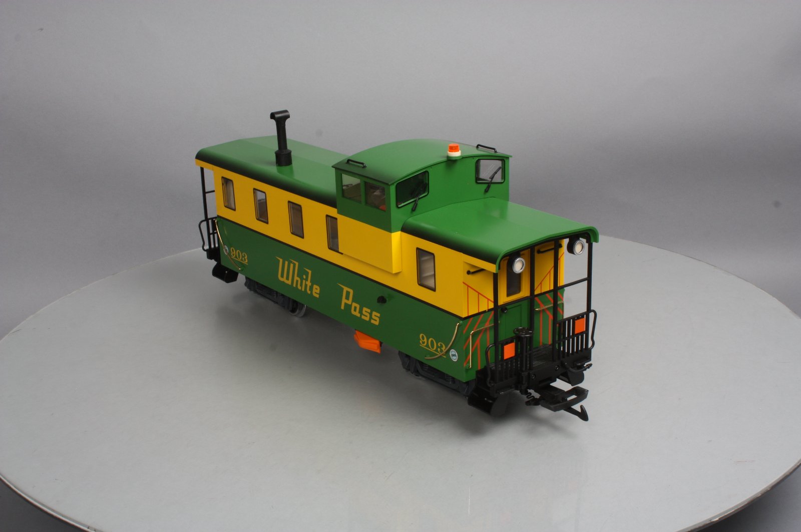 LGB 42792 G Scale White Pass Steel Caboose (Metal Wheels) – Trainz