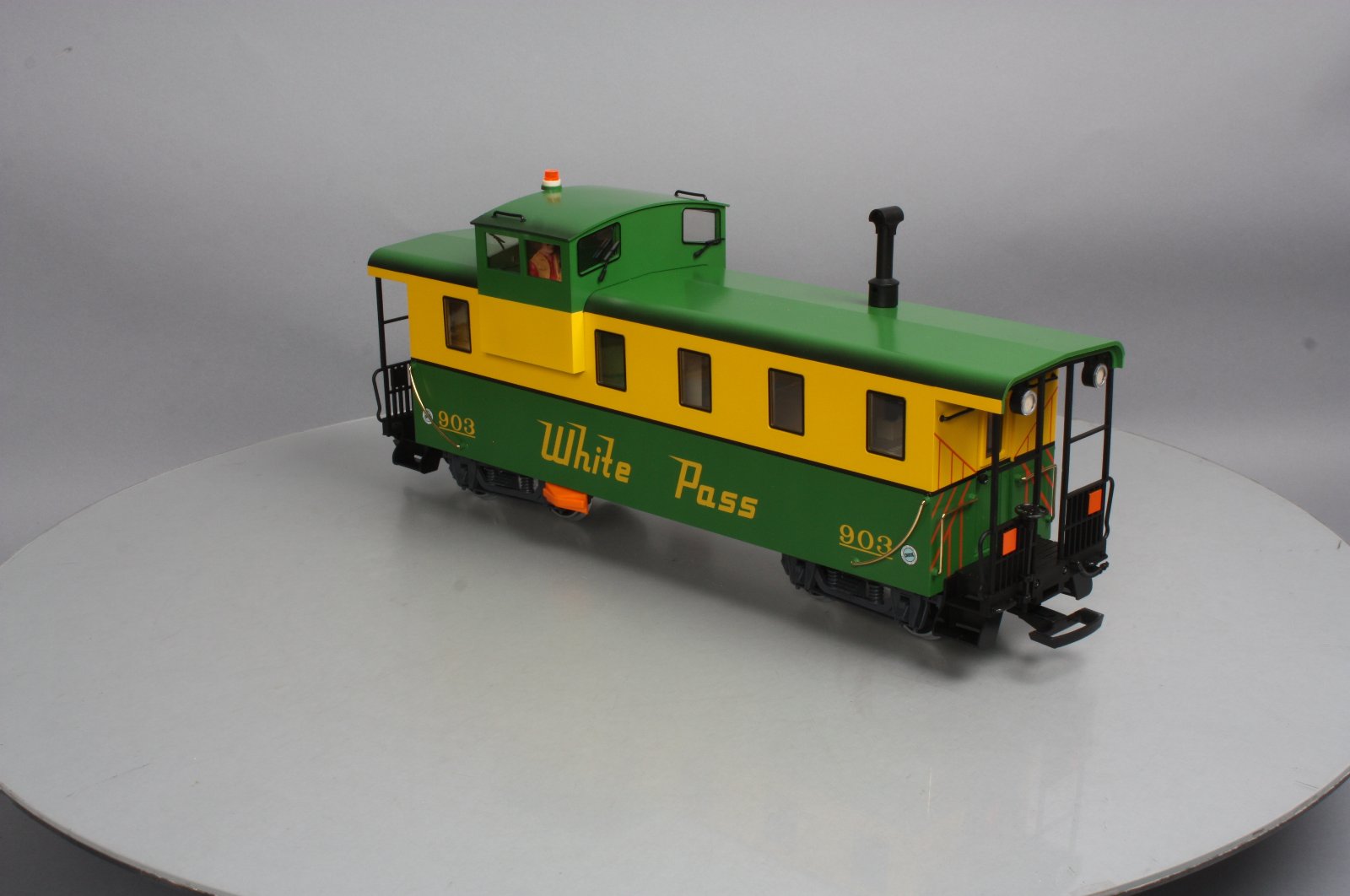 LGB 42792 G Scale White Pass Steel Caboose Metal Wheels – Trainz LGB 42792 G Scale White Pass Steel Caboose Metal Wheels – Trainz