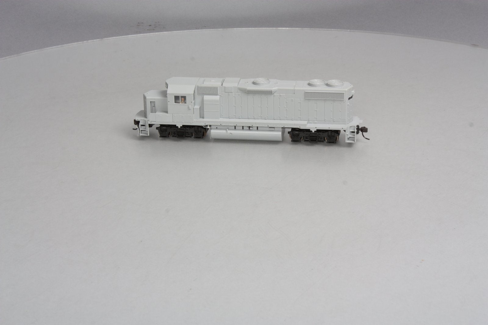 Atlas 900 HO Undecorated GP38-2 Late Phase Diesel Locomotive
