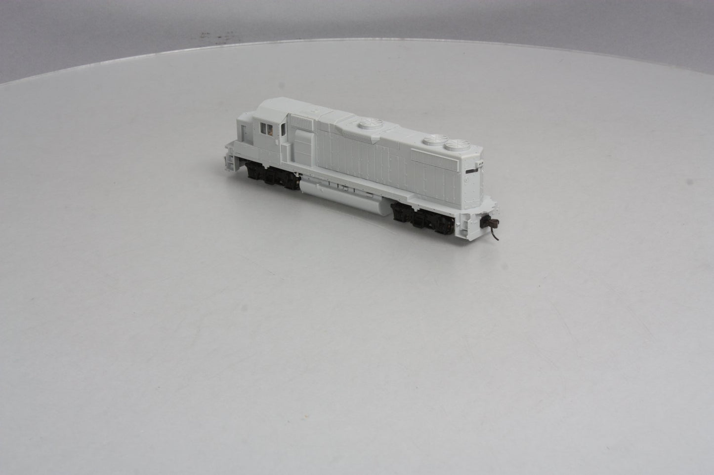 Atlas 900 HO Undecorated GP38-2 Late Phase Diesel Locomotive