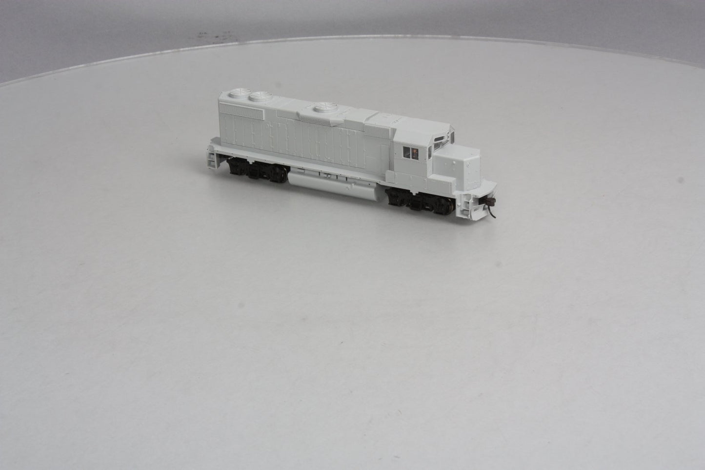 Atlas 900 HO Undecorated GP38-2 Late Phase Diesel Locomotive