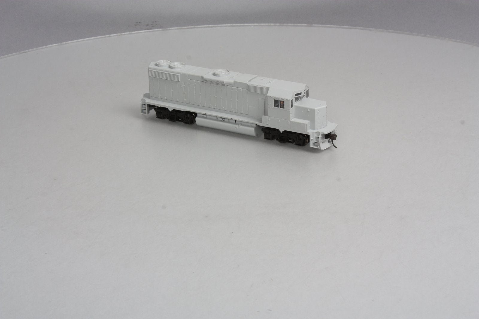 Atlas 900 HO Undecorated GP38-2 Late Phase Diesel Locomotive