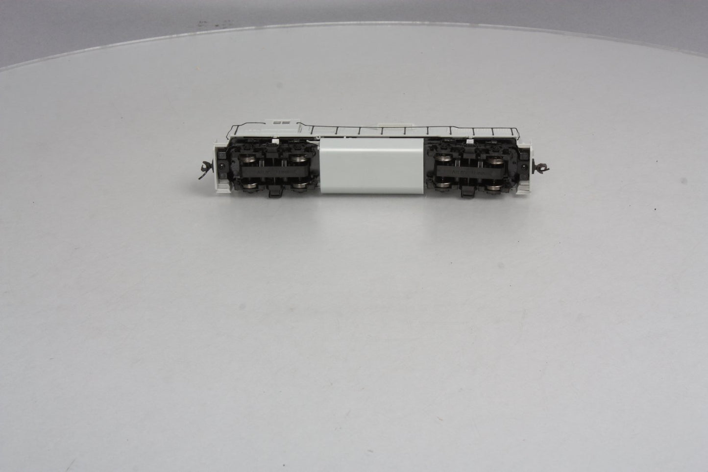 Atlas 8960 HO Scale Undecorated GP38 Low Nose Diesel Locomotive w/DCC